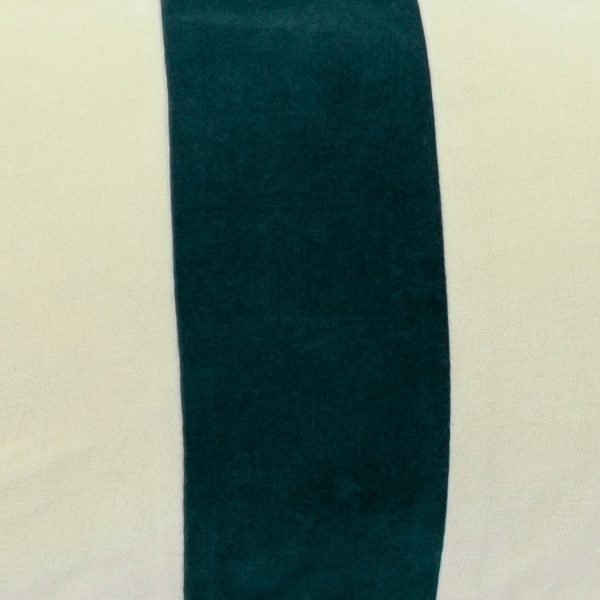 Oliveira Velvet Cushion - Image 2