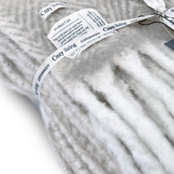Grey Tassel Soft Throw - Image 2