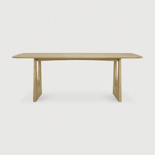 Stunning Oak Dining Table- Available in different Materials, Shapes and Sizes
