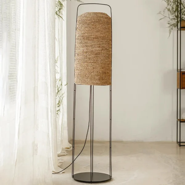 Natural Seagrass With Iron Base Floor Lamp - Image 5