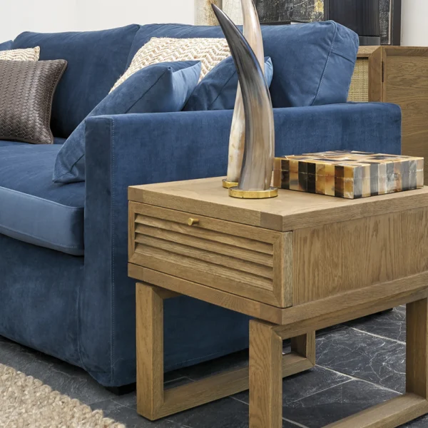 Timeless Rustic Oak Side Table - Image 6