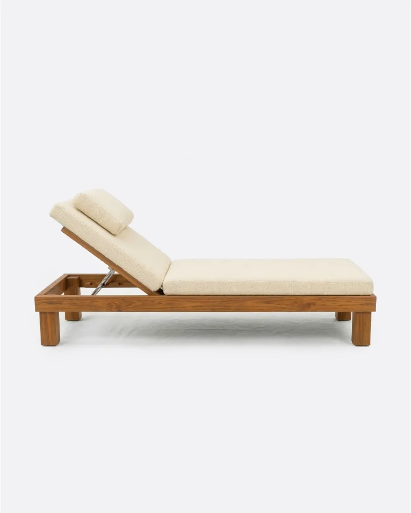 with ivory-coloured upholstery - 913393