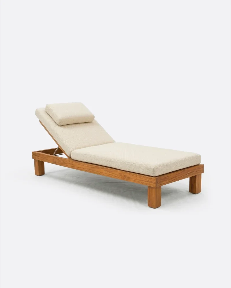 STRAUSS outdoor sunbed in natural teak