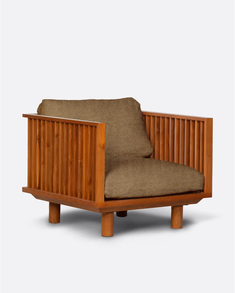 with sand-coloured upholstery - 913395